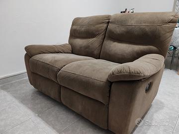 divano reclinabile 