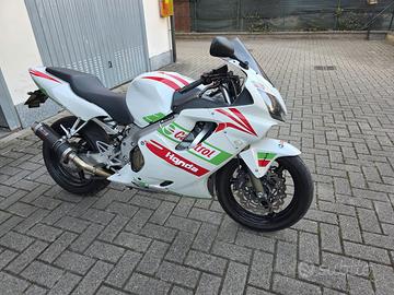 Honda cbr 600 f sport
