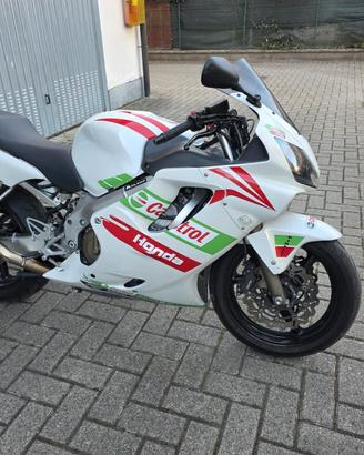 Honda cbr 600 f sport