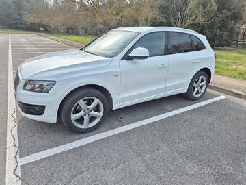 Audi q5 2000 s-line del 2011