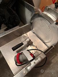 2 Affettatrici professionali