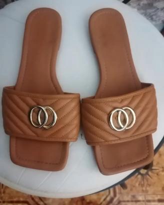 Sandali bassi marroni donna n. 39