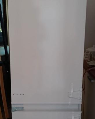 FRIGORIFERO DA INCASSO MKRF 320I