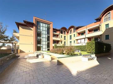 BILOCALE CON AMPIA TERRAZZA