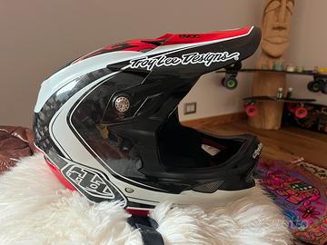 Casco Troy lee D3 carbon