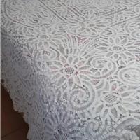 tovaglia bianca in pizzo rinascimento 