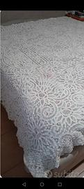 tovaglia bianca in pizzo rinascimento 