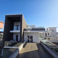 3 LOCALI A POMIGLIANO D'ARCO