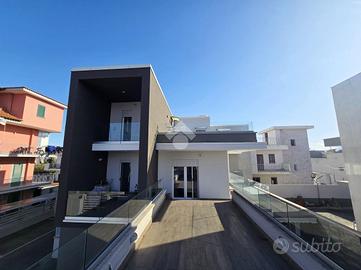 3 LOCALI A POMIGLIANO D'ARCO