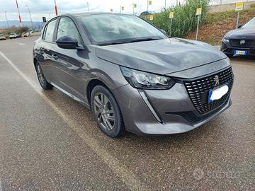 Peugeot 208 PureTech 75 5 porte GARANZIA 12 MESI