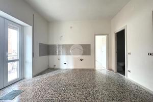 2 LOCALI A MONTEROTONDO