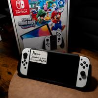 Nintendo Switch OLED Accessoriata