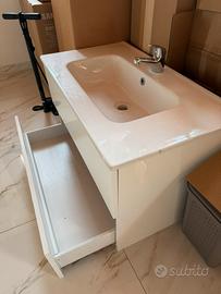 Mobiletto più lavandino e miscelatore