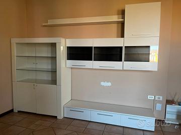 Parete Attrezzata soggiorno