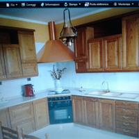 Splendida Cucina Artigianale in Legno Massello - A