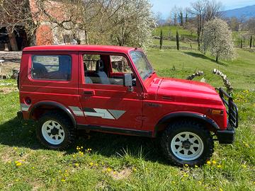 Suzuki santana sj413