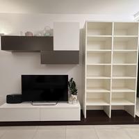 Parete attrezzata con mobile tv