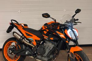 KTM 890 DUKE GP