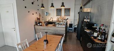 Attività / Licenza di 40 m² con 1 locale a Abano T