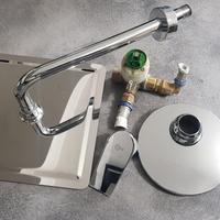 Soffione a parete, miscelatore e gruppo ad incasso