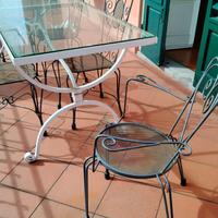 Tavolo in vetro con 6 sedie