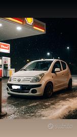Nissan pixo
