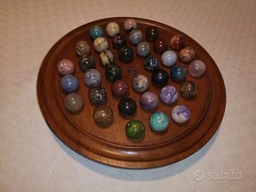 Dama Cinese in pietre