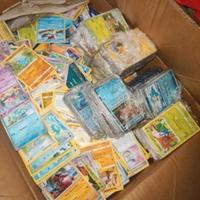 lotto carte Pokemon da 3000 carte e più di 100 hol