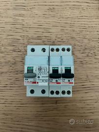 INTERRUTTORI BTCINO SALVAVITA 25A + 2 MAGN. C 10