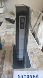 Modem Router NETGEAR DGN2200