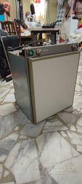 Mini frigo trivalente Dometic 