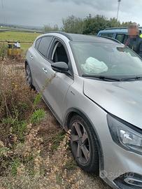  Ford Focus Active 