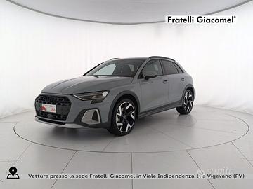Audi A3 allstreet 1.5 tfsi mhev identity contrast