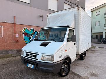 Iveco Daily 2.8Diesel doppio portellone Perfett