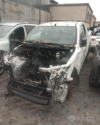Mitsubishi l200 2017 demolito per ricambi