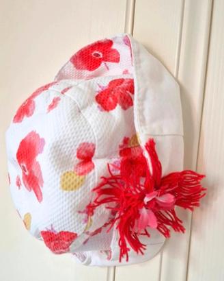 Cappellino con fiore bimba 6/12 mesi