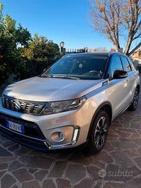 SUZUKI Vitara IBRIDA AUTOMATICA - 2022