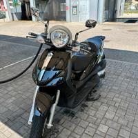 Piaggio Beverly 500