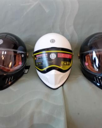 Caschi Moto ORZ Nuovi (L & XL) – Mai Usati