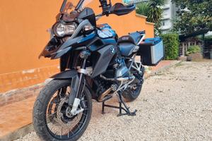 BMW R 1200 GS  Black Triple  2016