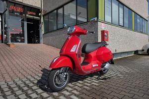 Vespa GTS 300 Super
