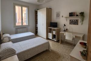 Stanza doppia in zona Centro di Bologna