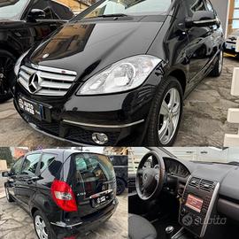 MERCEDES CLASSE A160 BlueEFFICIENCY SPECIAL EDIT.
