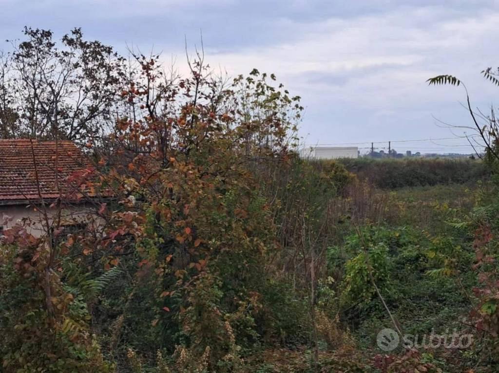 Immobile in asta di 7110 m² a Martinsicuro - Altro