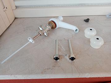 Rubinetto zazzeri bianco