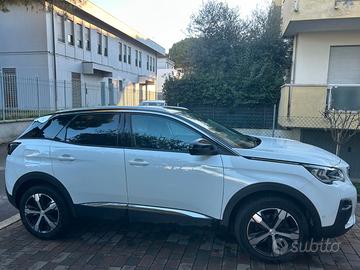 Peugeot 3008 BlueHDI 130 cv S&S EAT8 Allure