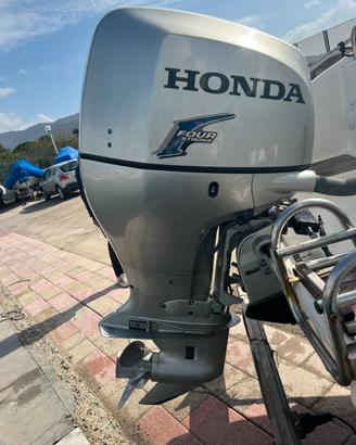 Honda BF150A 150 CV 4 tempi con due eliche acciaio