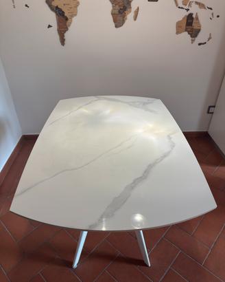 Tavolo gres porcellanato+4 poltroncine
