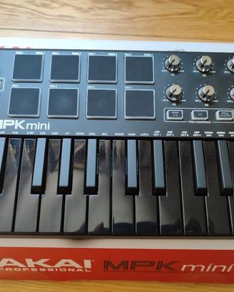 Keyboard Akai