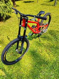 Commencal Furious M Downhill